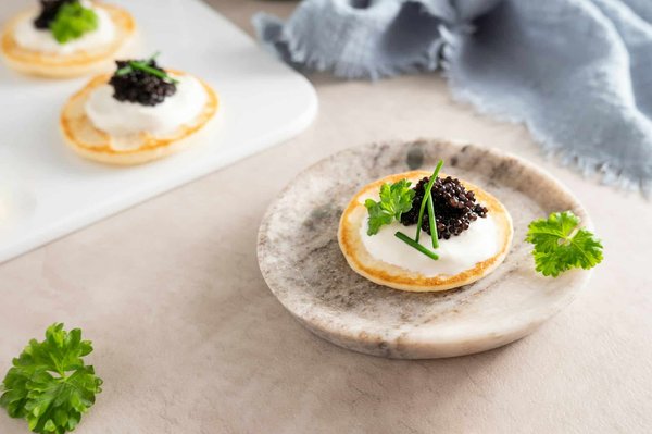 Comment faire des blinis maison pour accompagner saumon fumé et crème aigre ?